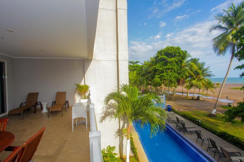 יקו The Palms Ocean Club Resort מראה חיצוני תמונה