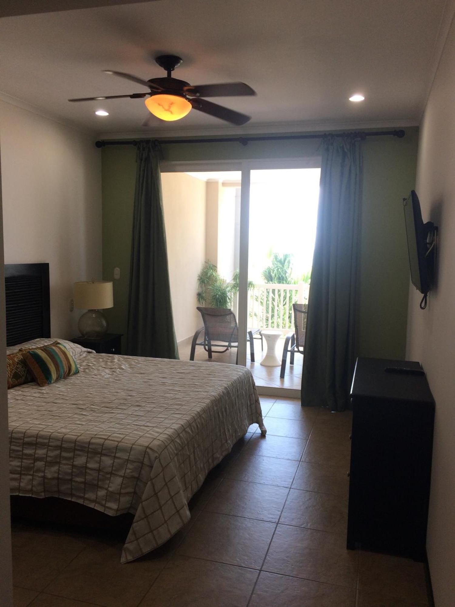 יקו The Palms Ocean Club Resort מראה חיצוני תמונה